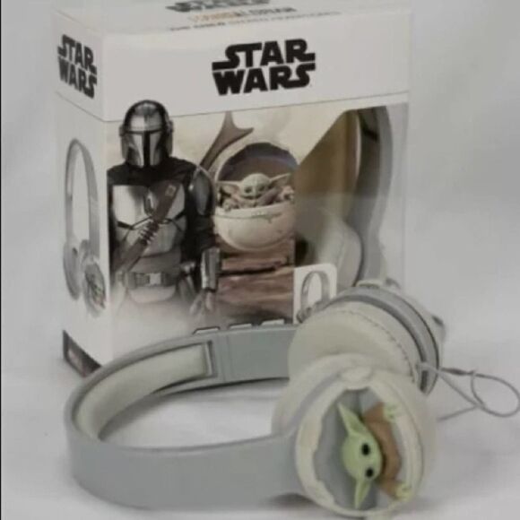 Star Wars Yoda The Child  Headphones 2021 Grey NEW - Picture 1 of 5